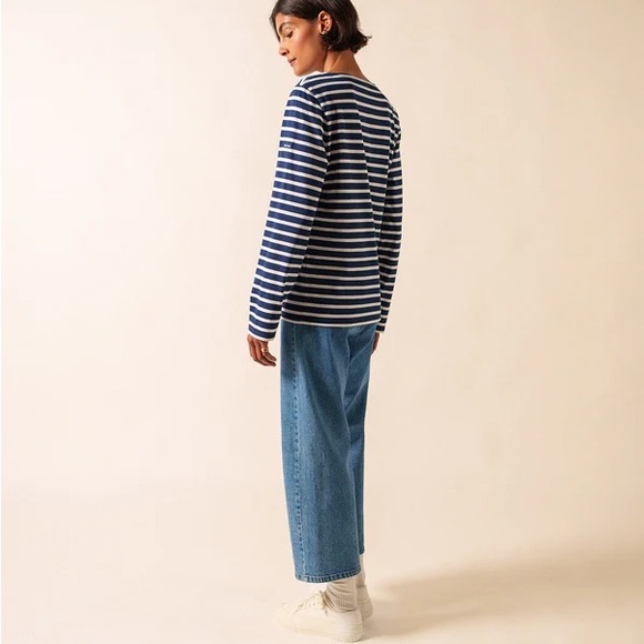 Saint James Classic Navy and White Striped Long Sleeve Tee - Picture 8 of 15
